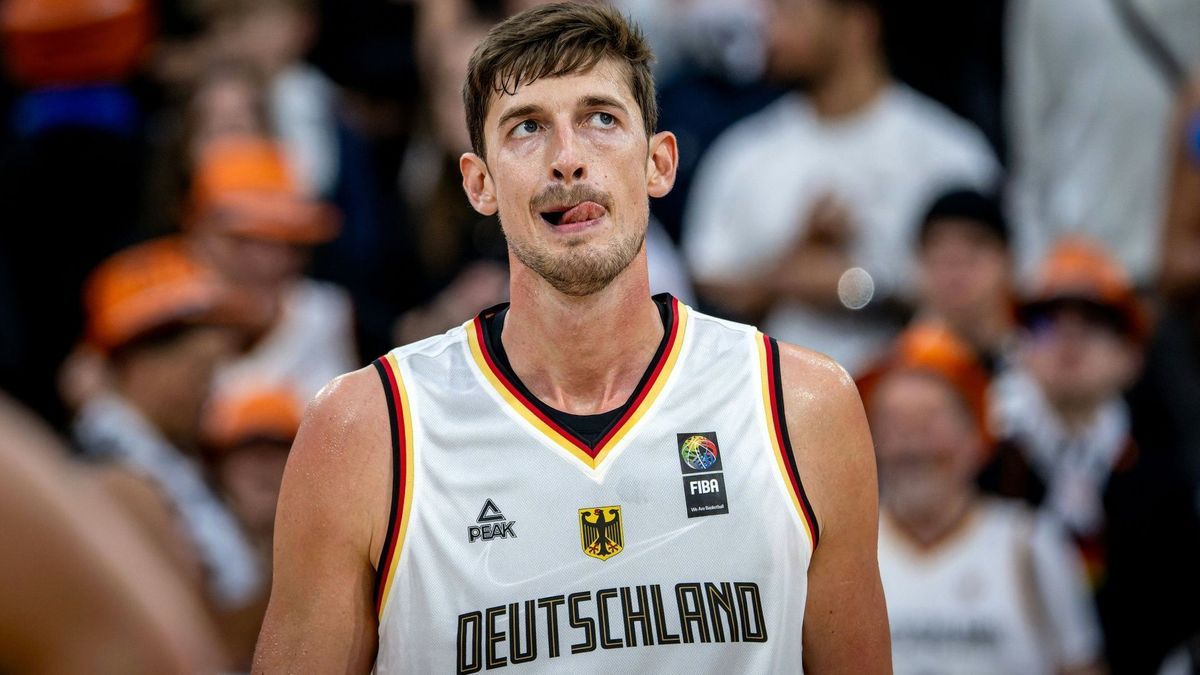 Tibor Pleiß spielt seit 2012 im Ausland