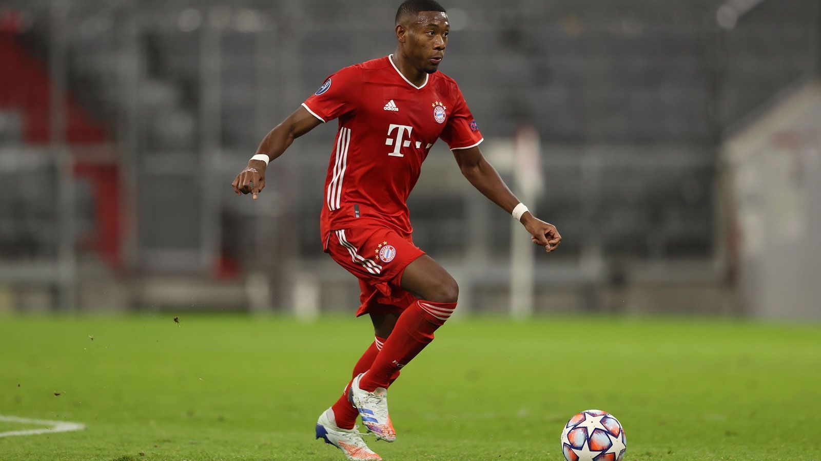 
                <strong>David Alaba (28)</strong><br>
                Aktueller Verein: FC Bayern München - Position: Innenverteidiger / Linksverteidiger - Marktwert: 65 Millionen Euro
              