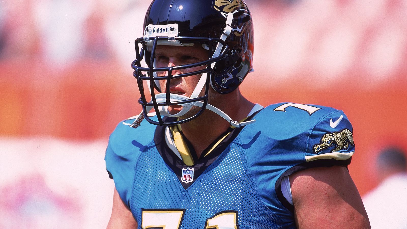 
                <strong>Tony Boselli, Offensive Tackle</strong><br>
                Solange Tony Boselli von Verletzungen verschont blieb, war er einer der besten Tackles der Liga. In seiner Zeit bei den Jacksonville Jaguars schaffte er es dreimal ins All-Pro-Team und fünfmal in den Pro Bowl. 2002 wurde er von den Houston Texans als erster Spieler des Expansion Drafts ausgewählt, aufgrund von Verletzungen konnte er aber nie für die neue Franchise auflaufen.
              