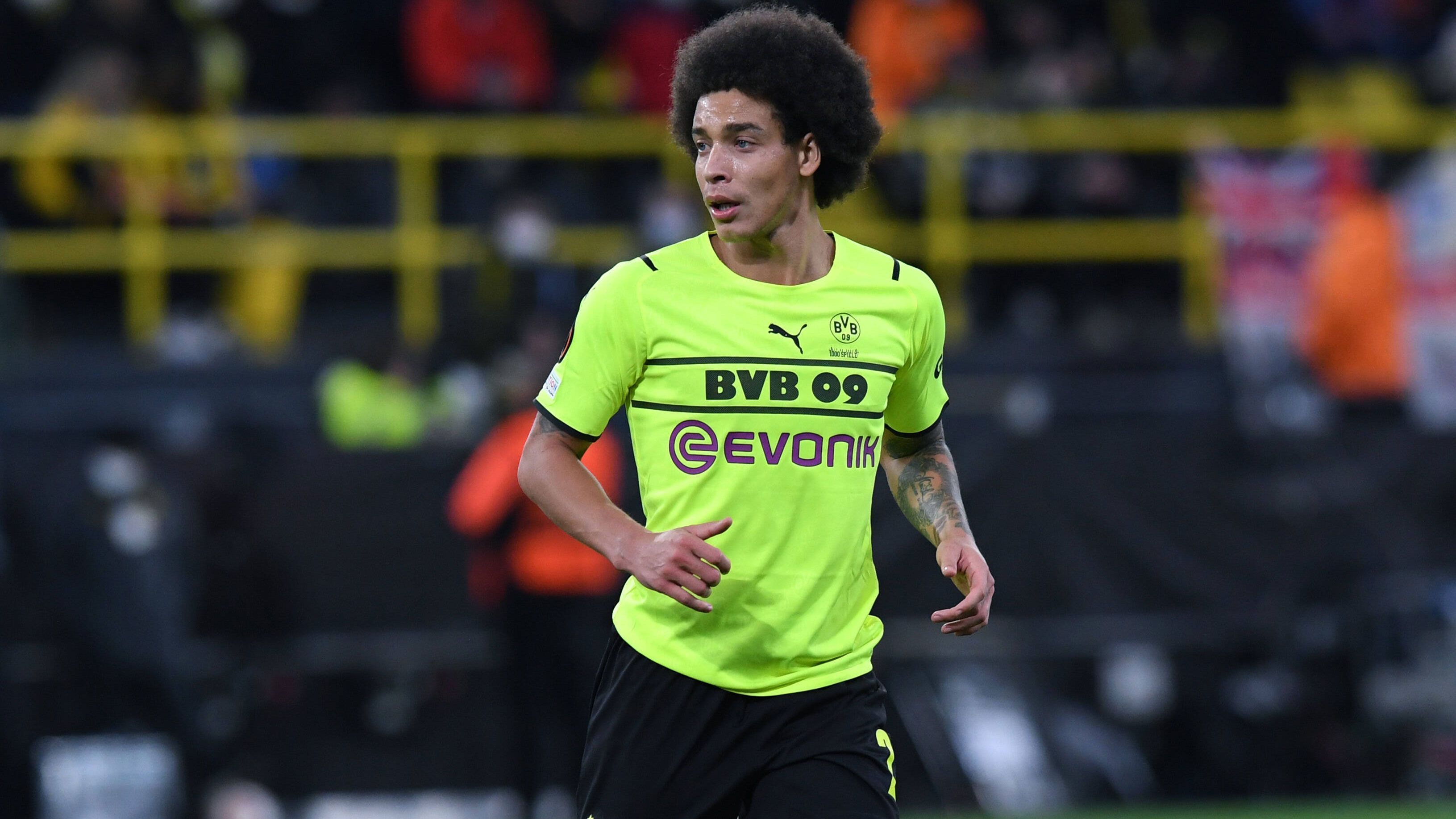 
                <strong>Axel Witsel</strong><br>
                Zur 86. Minute für Reus eingewechselt.ran-Note: ohne Bewertung
              