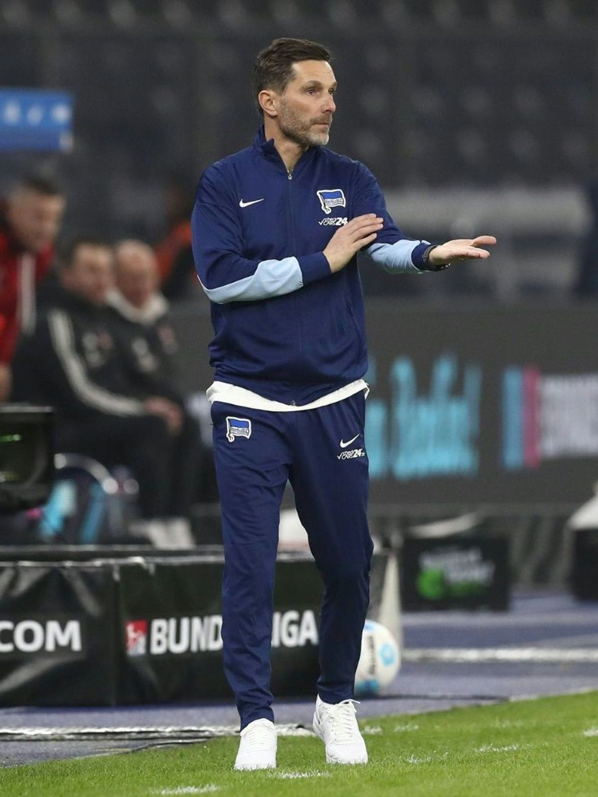 Stefan Leitl beim Debüt im Olympiastadion