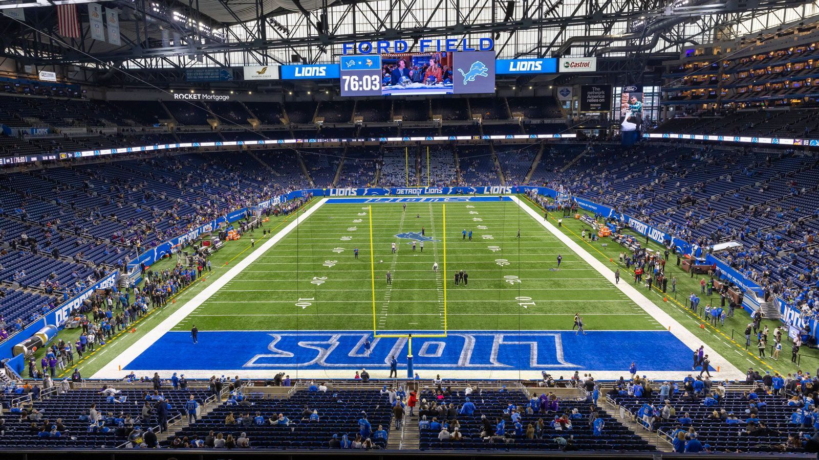 
                <strong>Detroit Lions: Ford Field</strong><br>
                Bester Name laut ChatGPT: "Lions' Dome"
              