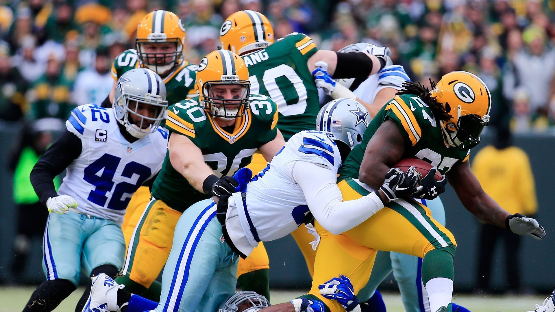 
                <strong>Saison 2014: Divisional Round</strong><br>
                Vier Jahre in Folge verpasste Dallas die Playoffs. Im Januar 2015 scheiterten die Cowboys nach einem Erfolg über Detroit in der Wild Card Round eine Woche später im Lambeau Field. Die Packers siegten 26:21.
              