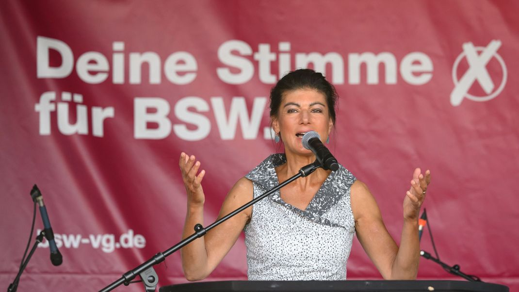 Sahra Wagenknecht (BSW) hat klare Bedingungen für eine mögliche Koalition mit ihrer Partei.