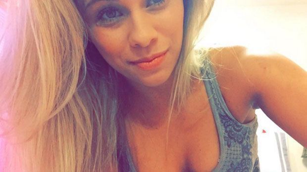 
                <strong>Paige VanZant</strong><br>
                Paige VanZant: Sie wird schon mit 22 Jahren als neue Ronda Rousey gefeiert. Warum? Weil sie auf jedem Bild blendend aussieht!
              