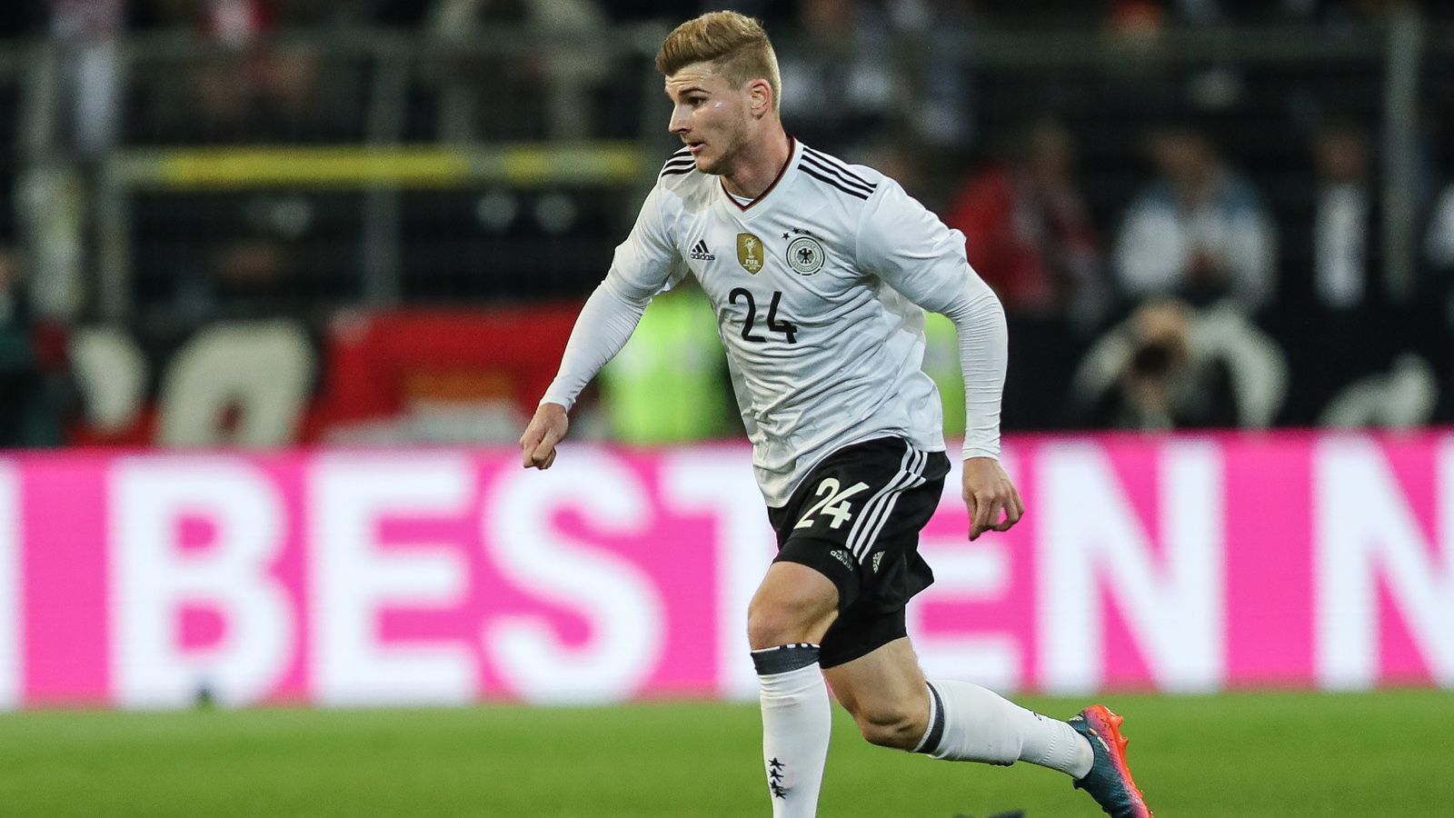 
                <strong>Timo Werner (FC Chelsea)</strong><br>
                 - Position: Sturm -  - A-Nationalmannschafts-Debüt: 22. März 2017 -  - U21: 2015-16
              