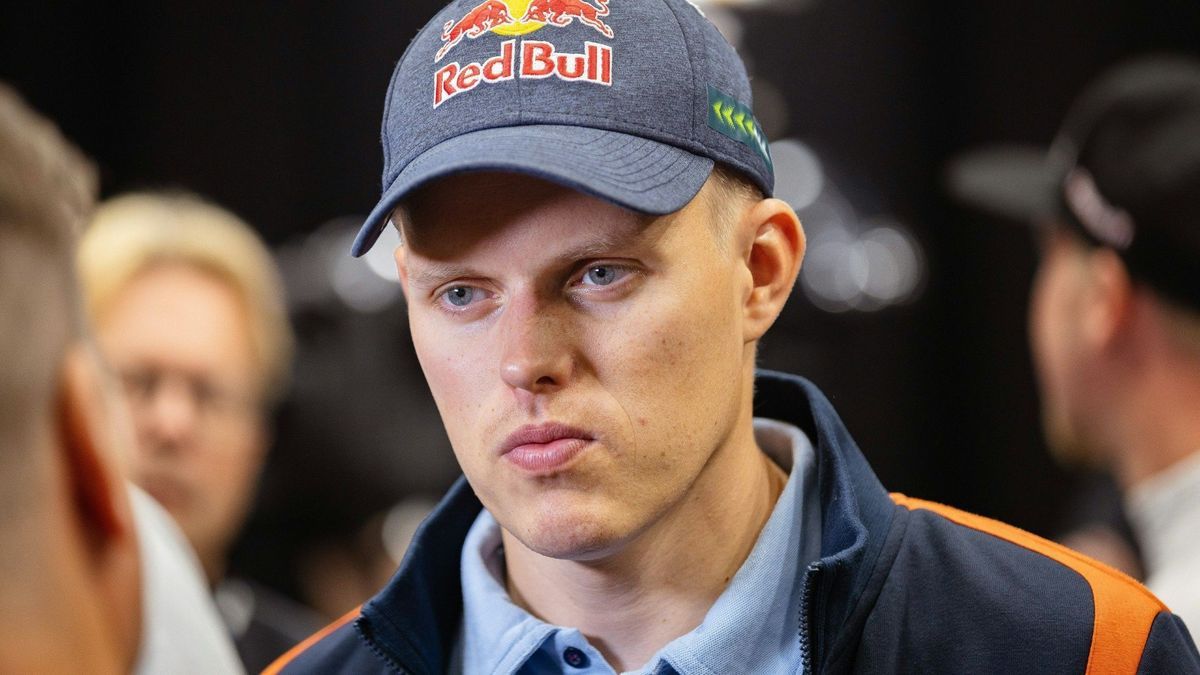 Ott Tänak und sein Beifahrer sind ausgeschieden