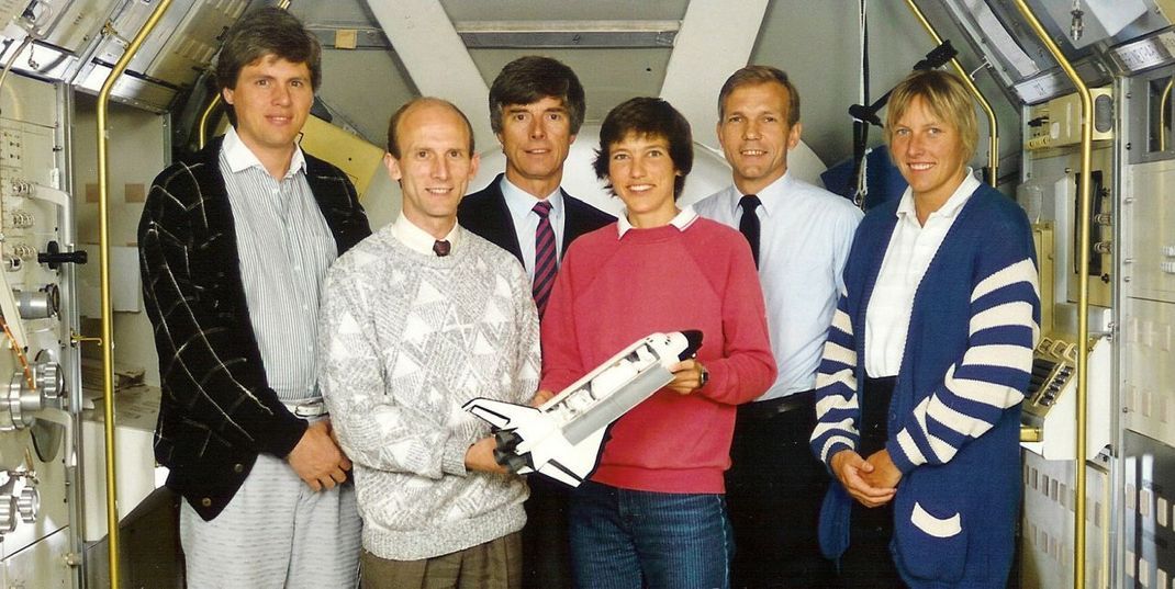 Astronautenlook der 1980er: Von den 5 fuhren am Ende 3 ins All - die Männer