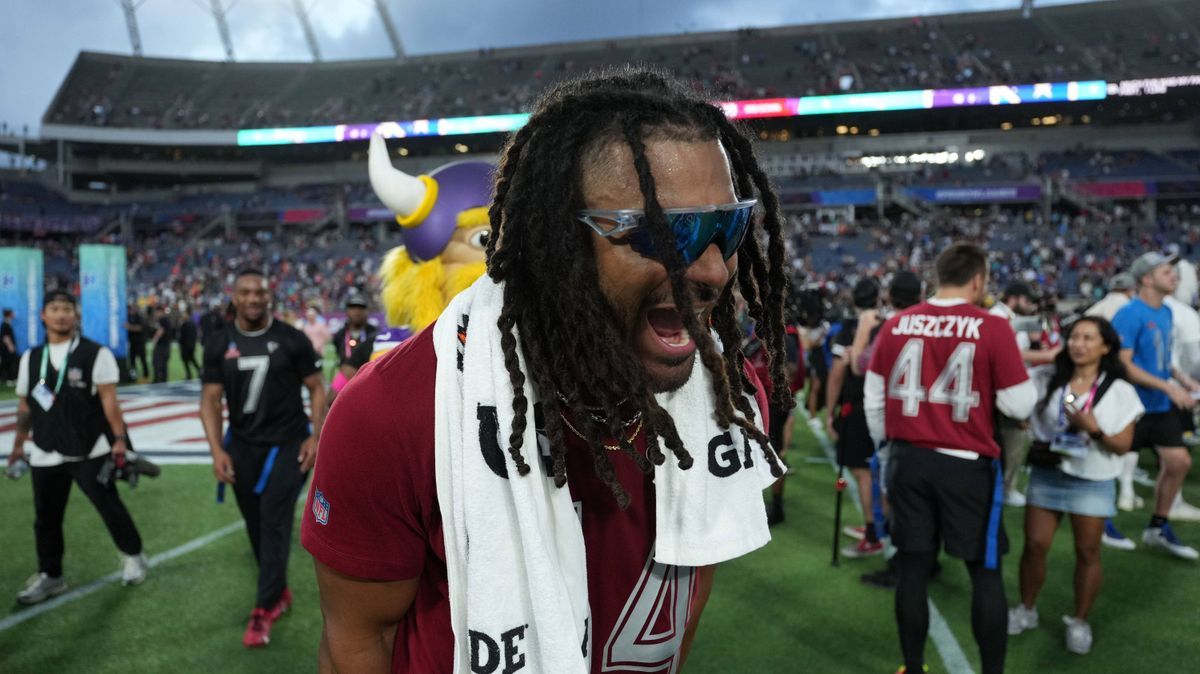 NFL, American Football Herren, USA Pro Bowl Championship-AFC at NFC Feb 2, 2025; Orlando, FL, USA; NFC linebacker Fred Warner of the San Francisco 49ers (54) reacts after the 2025 Pro Bowl Games at...