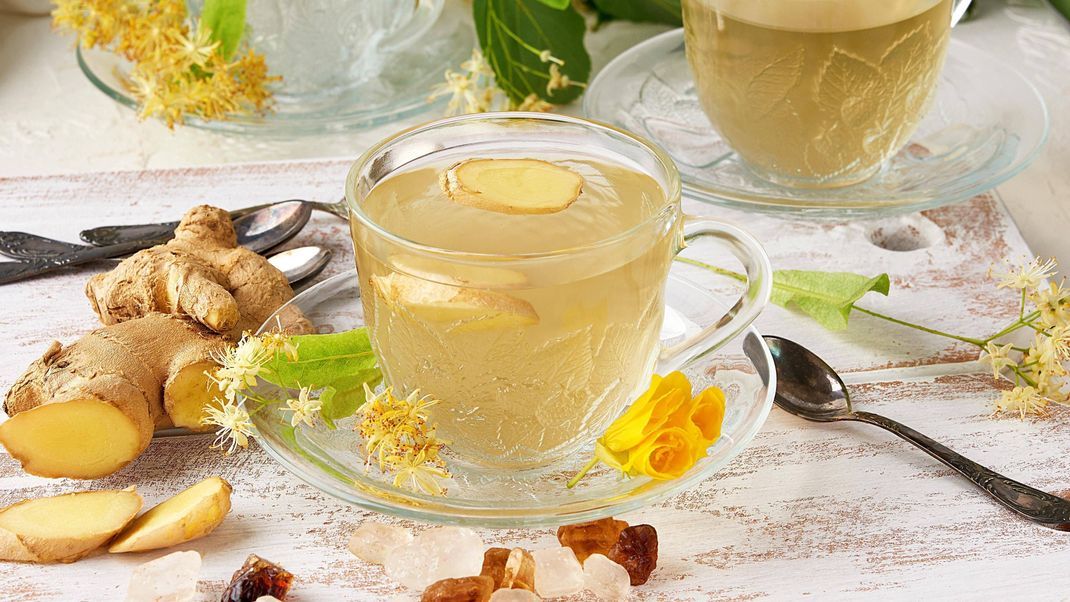 Ingwer Tee mit frischem Ingwer wirkt entgiftend und stärkt das Immunsystem