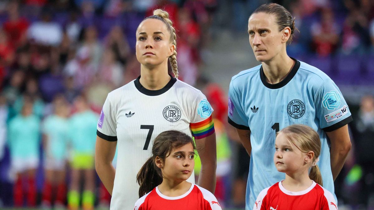 Frauen-Kader