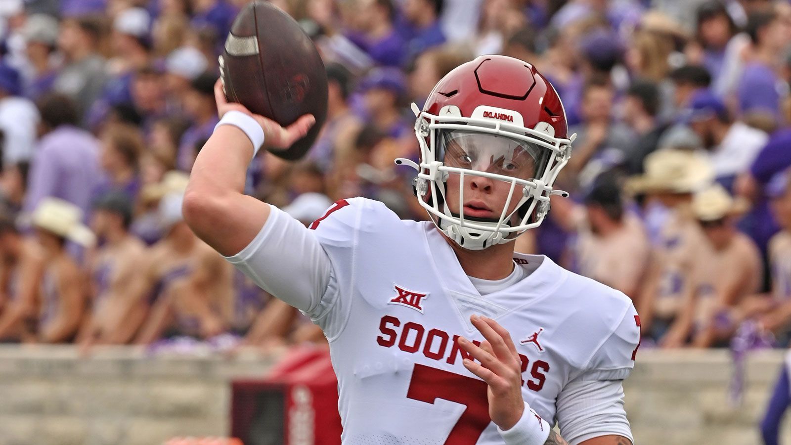 
                <strong>Platz 8: Spencer Rattler (Quarterback, South Carolina Gamecocks)</strong><br>
                Wettquote: +2000(bei 100 Dollar Einsatz macht man 2.000 Dollar Gewinn)
              