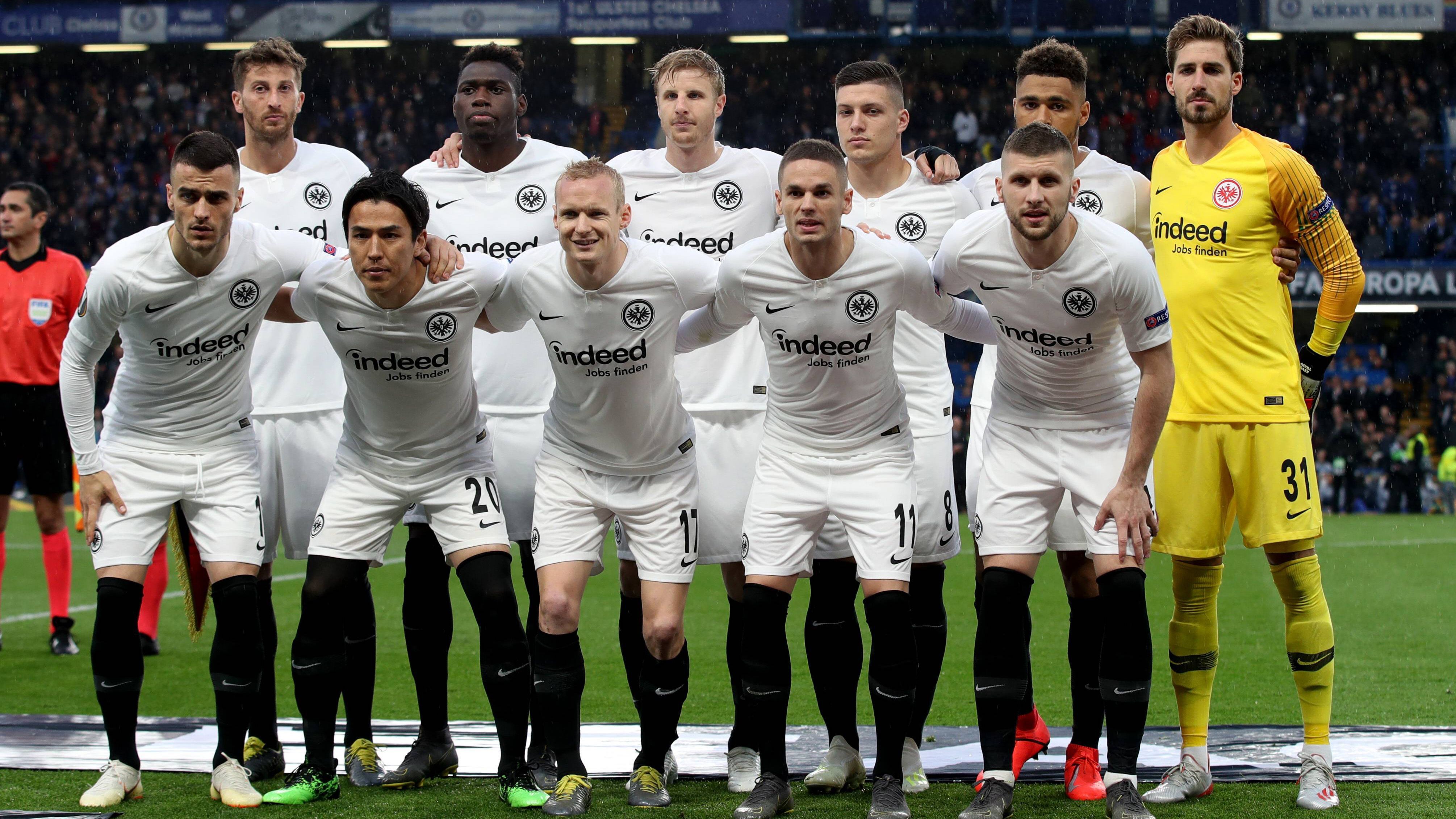 
                <strong>Eintracht Frankfurt in der Einzelkritik</strong><br>
                Krimi an der Stamford Bridge! Eintracht Frankfurt verliert im Elfmeterschießen gegen den FC Chelsea und verpasst damit das Finale der Europa League in Baku. Die Eintracht-Stars in der Einzelkritik.
              