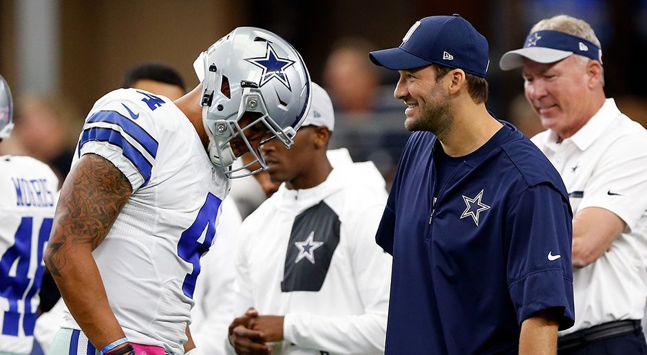 
                <strong>Tony Romo, Quarterback (Dallas Cowboys) - 2016</strong><br>
                Die eine Karriere wurde beendet, die andere startete. Als Tony Romo (re.) sich gegen die Seattle Seahawks einen Rückenwirbel brach, konnte sich Back-Up Dak Prescott als Starter der Dallas Cowboys etablieren. Romo beendete schlussendlich seine Karriere und Prescott ist nach wie vor der unangefochtene Quarterback seines Teams.
              