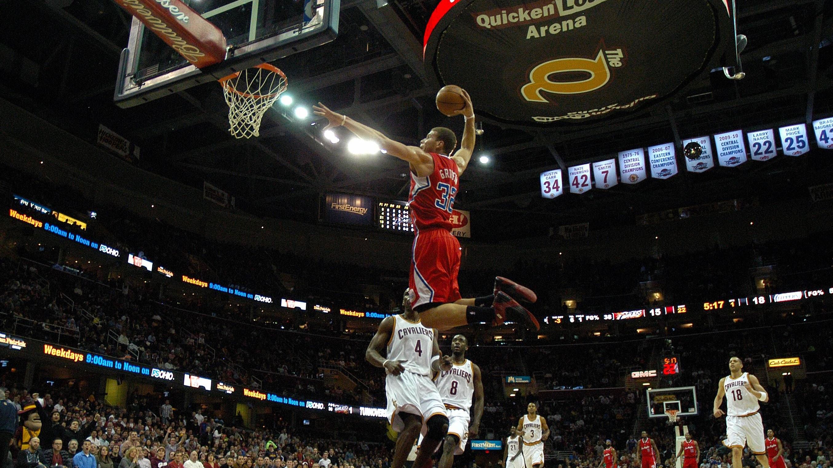 <strong>Blake Griffin (Los Angeles Clippers) - 1. Pick 2009</strong><br>Wie schon Simmons verpasste auch Griffin seine erste Saison verletzungsbedingt. Im zweiten Jahr drehte er dann komplett auf und wurde "Rookie of the Year". Fulminante Dunks und Alley-Oops standen auf der Tagesordnung. Seine Stats: 22,5 Punkte, 12,1 Rebounds und 3,8 Assists.