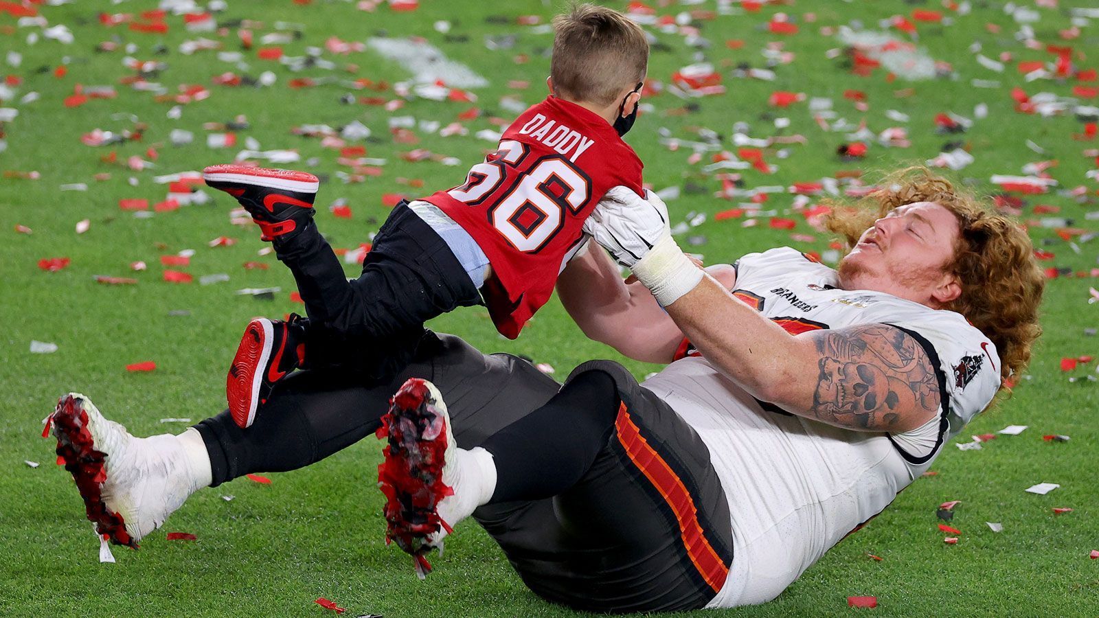 
                <strong>Ryan Jensen</strong><br>
                
              