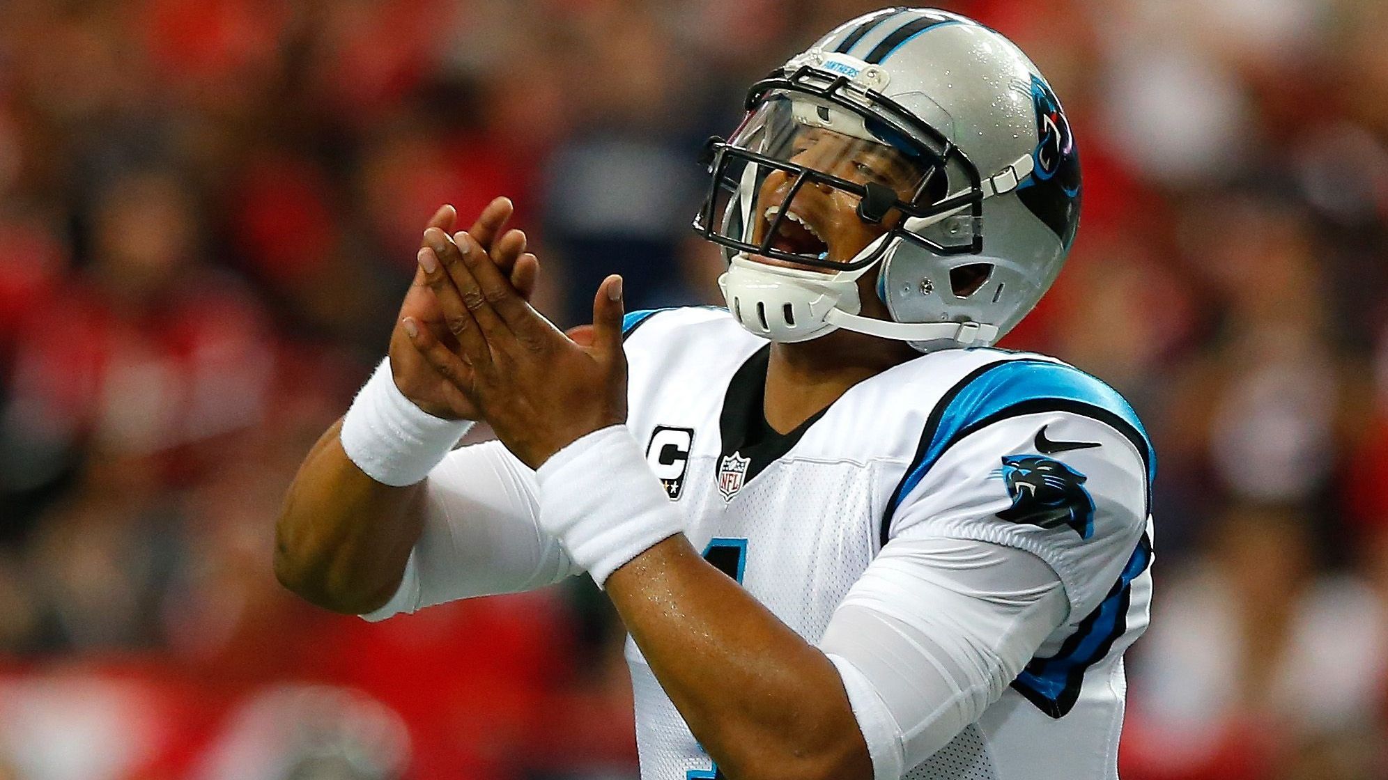 <strong>Carolina Panthers: Cam Newton (2015; 35 TDs)</strong><br>Es war die mit Abstand beste Saison in der Karriere von Cam Newton: MVP, Super-Bowl-Teilnahme, 35 Passing Touchdowns in der Regular Season. Davon kann man bei den Panthers seither nur träumen.