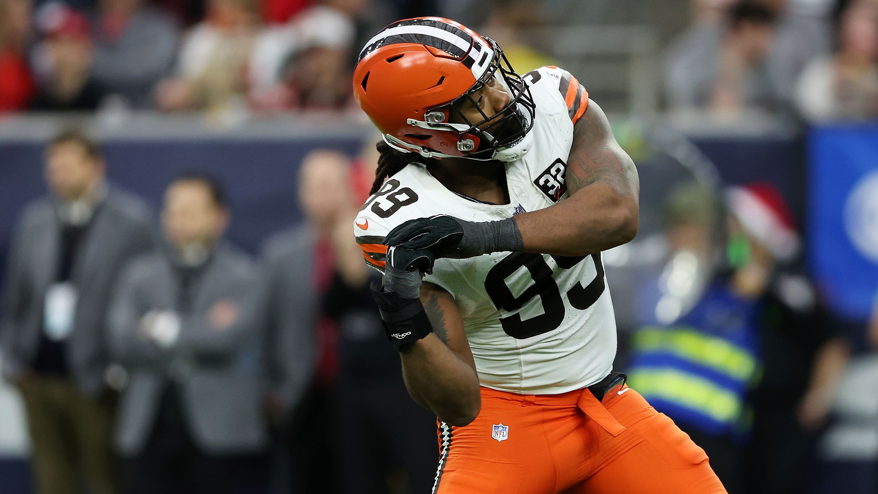 <strong>Platz 33: Za'Darius Smith (Cleveland Browns)</strong><br>- Rating: 83<br>- Position: Left Defensive End