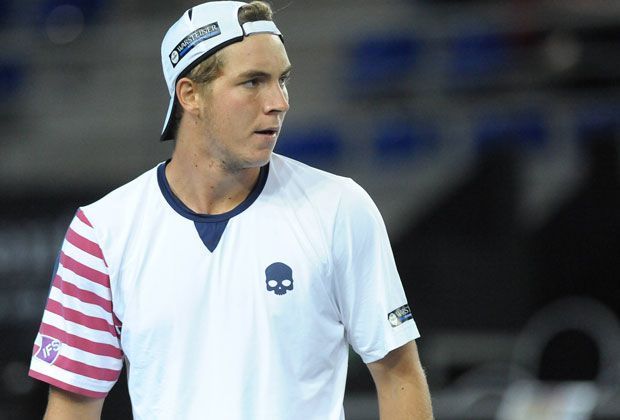 
                <strong>Jan-Lennard Struff </strong><br>
                Für den 24-jährigen Struff (ATP 76) ist es erst die zweite Davis-Cup-Nominierung seiner Karriere. Der 24-Jährige kann sich nun gegen Frankreich berechtigte Hoffnung auf seinen ersten Einsatz machen. 
              
