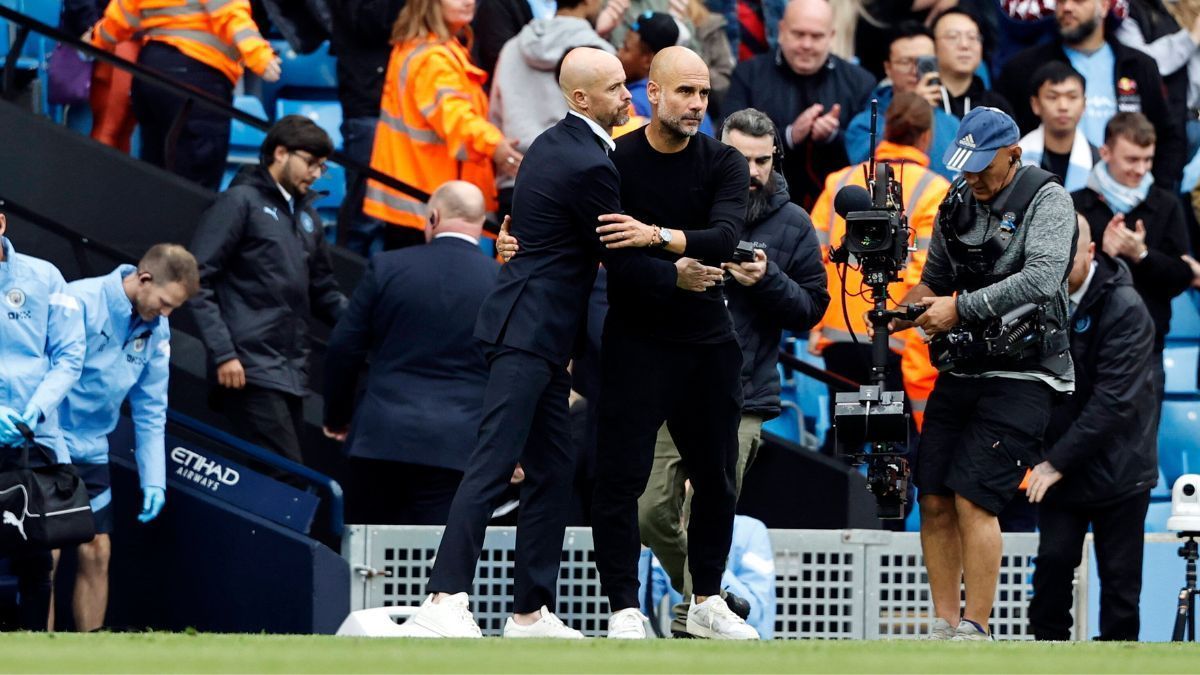 
                <strong>Ausgerechnet ten Hag bringt Guardiolas Stadtrivale Manchester United wieder in Form</strong><br>
                Seinem Biografen sagte ten Hag auch: "Guardiolas Wille ist wirklich Gesetz. Manchmal führt das zu Konflikten mit den Spielern, aber Guardiola hat im Laufe der Jahre nur an Autorität gewonnen." Ten Hag selbst nahm sich an Guardiola ein Beispiel, als er wenige Monate nach seiner Ankunft in Manchester Klublegende Cristiano Ronaldo ausmusterte. Am Ende wechselte CR7 nach Saudi Arabien - und United kletterte unter ten Hag in der Premier League auf den vierten Platz.
              