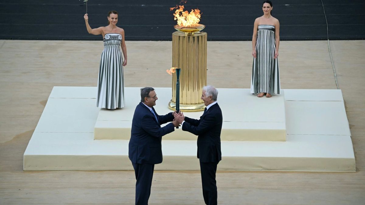 Übergabe des Feuers in Athen