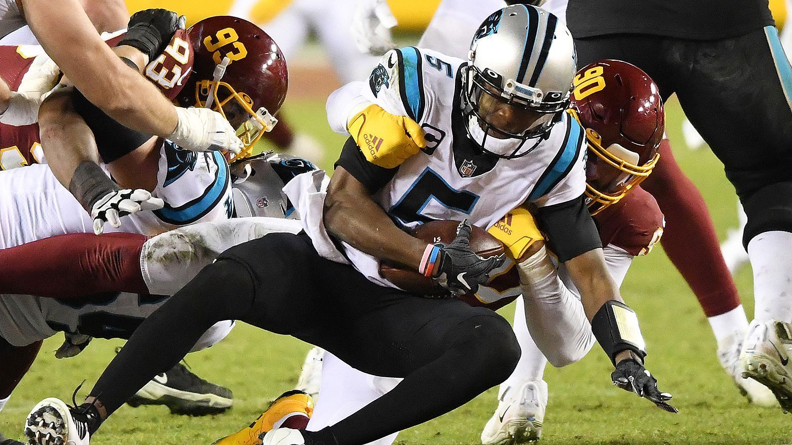 
                <strong>Art Rooney Sportmanship Award: Teddy Bridgewater (Carolina Panthers)</strong><br>
                
              
