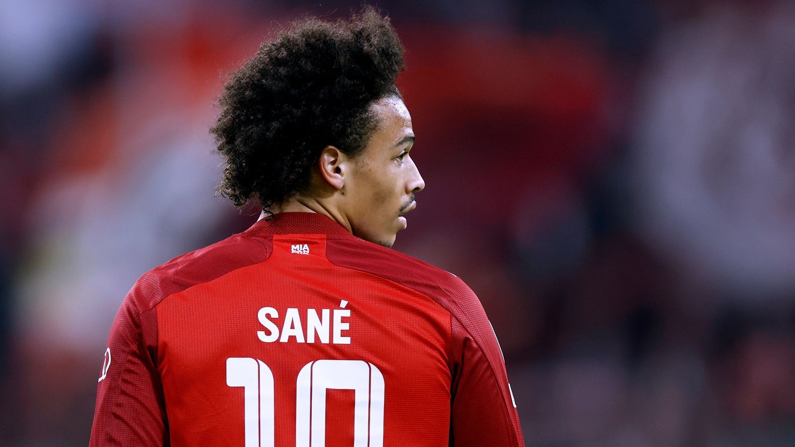 
                <strong>Geteilter 5. Platz: Leroy Sane</strong><br>
                Gehalt: Bis zu  Millionen Euro pro Jahr
              