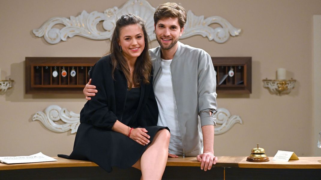 Katharina Scheuba und Elias Reichert spielen die Hauptrollen in der neuen "Sturm der Liebe"-Staffel.