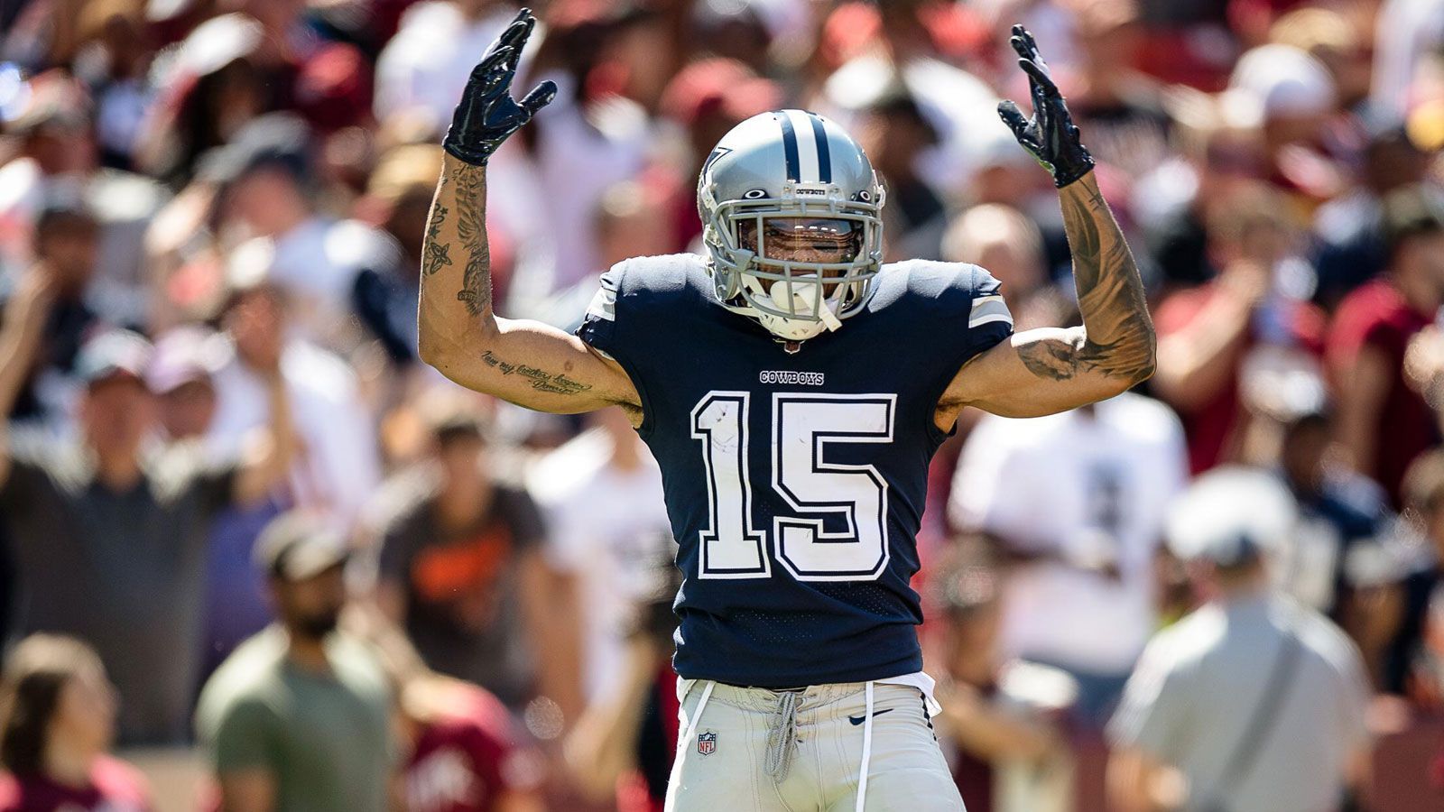 
                <strong>Devin Smith</strong><br>
                Die Patriots banden Devin Smith über einen "Reserve/Future Contract" für eine zweite Spielzeit. 2020 kam der Second Rounder des Drafts 2015 erst im Dezember nach Foxborough, dann jedoch nicht über das Practice Squad hinaus. Saisoneinsätze sammelte er bislang nur für die New York Jets und die Dallas Cowboys, 248 Receiving Yards für zwei Touchdowns in 18 Partien stehen zu Buche. Auch Smith kam in den Genuss, als Special Teamer auflaufen zu können.
              