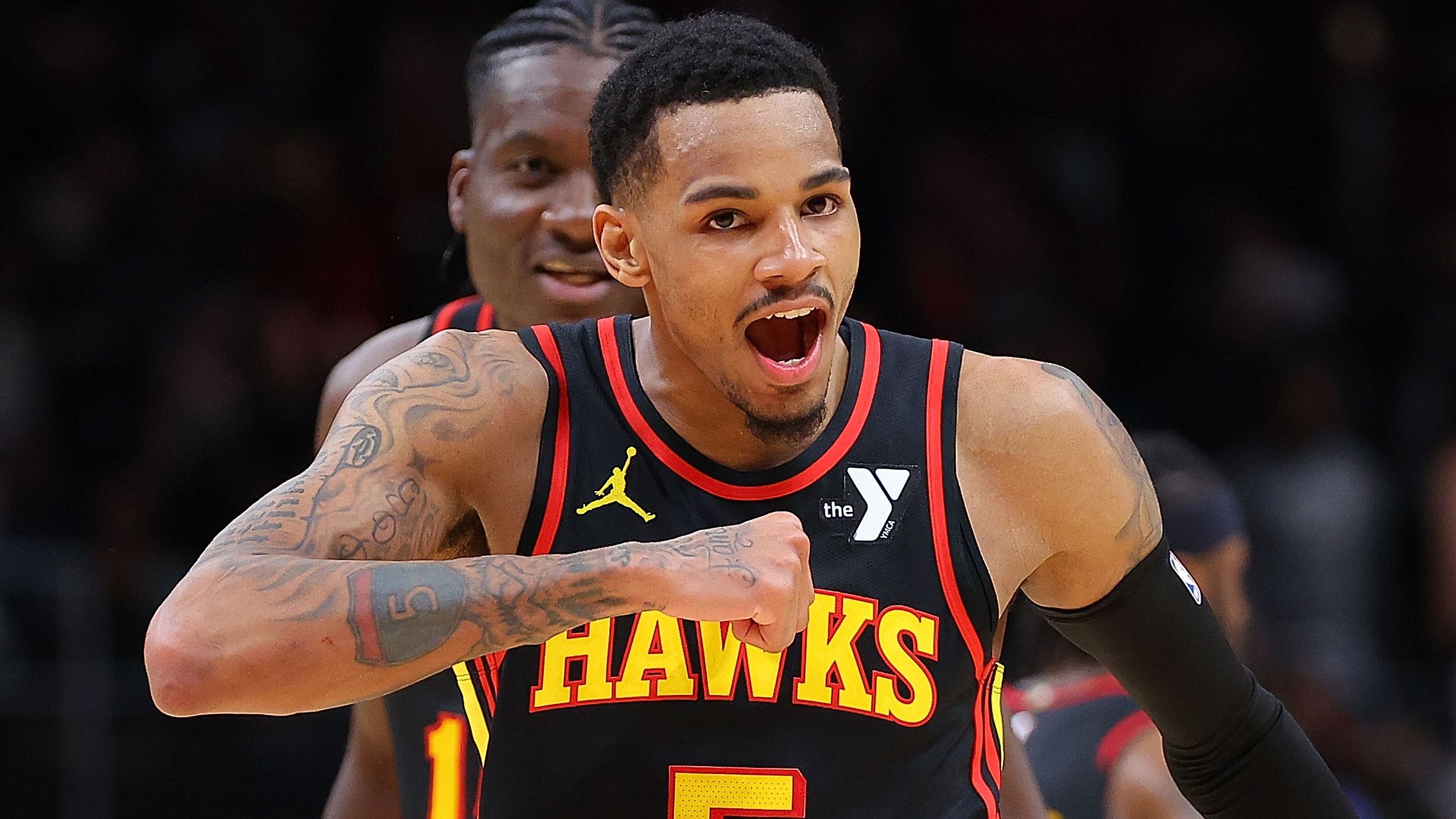 <strong>Play-In Tournament (fix):&nbsp;Atlanta Hawks - Eastern Conference</strong><br>Nach der Verletzung von Trae Young übernimmt Dejounte Murray in Atlanta. Beim Overtime-Sieg gegen die Boston Celtics traf Murray den Game-Winner und legte zudem 44 Punkte auf. Falls das Play-In überstanden wird, geht es gegen die Boston Celtics. Mehr als ein Sieg gegen die bärenstarken Celtics ist den Hawks aktuell nicht zuzutrauen.