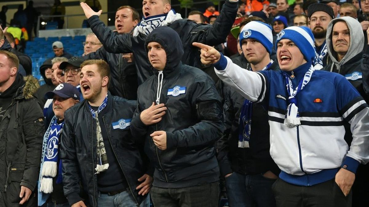 Schalke-Fans kritisieren DFB