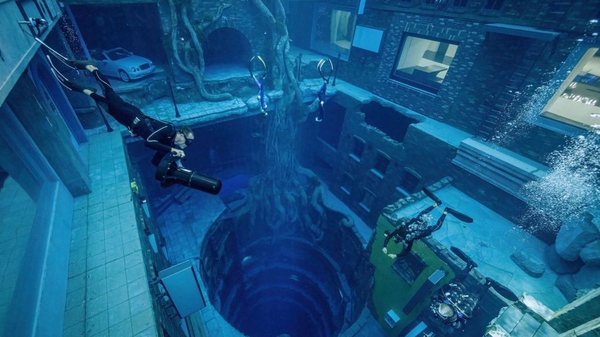 Deep Dive Dubai Tiefster Pool Der Welt Picturealliance 252333650