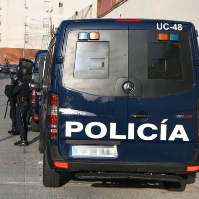 Spanische Polizei befreit junge Frau