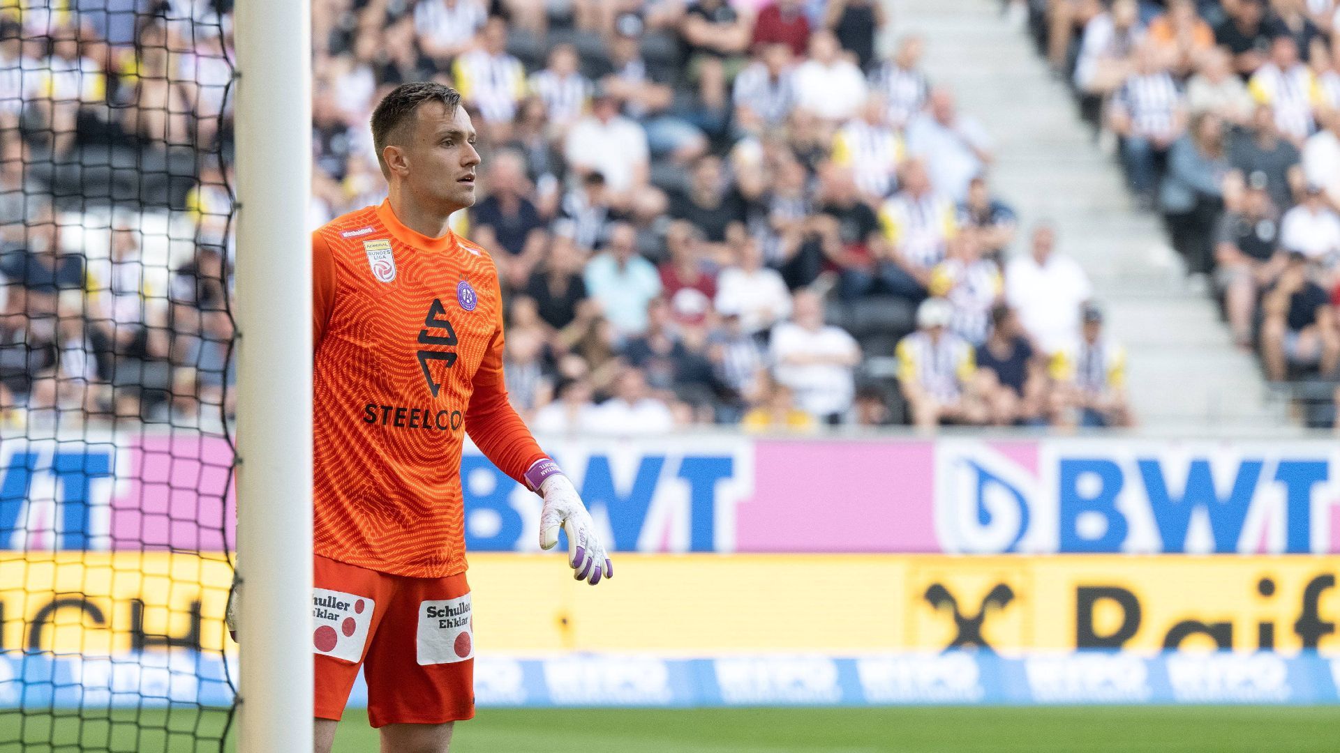 
                <strong>Christian Früchtl</strong><br>
                Bekommt als Ersatzkeeper keine Einsatzminuten. ran-Note: keine Bewertung
              