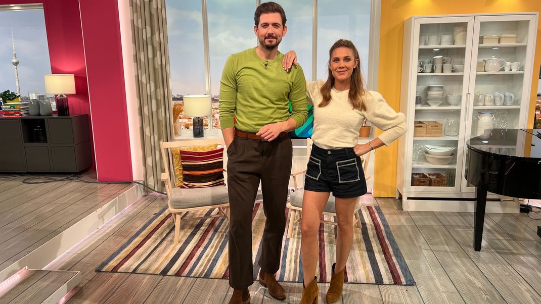 Die stylischen Fits von Chris und Alina.