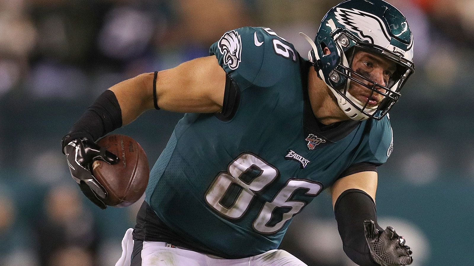 
                <strong>NFC: Tight Ends</strong><br>
                Zach Ertz (Bild; Philadelphia Eagles)Austin Hooper (Atlanta Falcons) - ersetzt George Kittle (San Francisco 49ers)
              