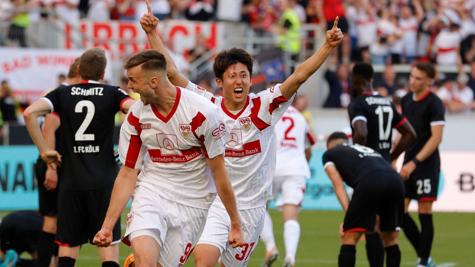 
                <strong>Gewinner: Sasa Kalajdzic (VfB Stuttgart)</strong><br>
                Er wäre beim 2:1 des VfB gegen den 1. FC Köln fast zum tragischen Held geworden. Der Österreicher vergab einen Elfmeter, machte seinen Fehler aber Sekunden später per Kopf wieder wett. Mit insgesamt sechs Treffern in der Rückrunde ist der 2-Meter-Mann der erfolgreichste Knipser der Saison. Und es wäre wahrscheinlich noch viel mehr geworden, hätten ihn nicht eine hartnäckige Schulterverletzung fast die komplette Hinrunde ausgebremst. Aber obwohl Teilzeit-Sasa in dieser Saison nicht konnte wie er wollte, wurde der FC Bayern auf ihn aufmerksam. Jetzt wird der 24-Jähriger als heißester Lewandowski-Nachfolger gehandelt, sollte dieser den Rekordmeister tatsächlich verlassen.
              