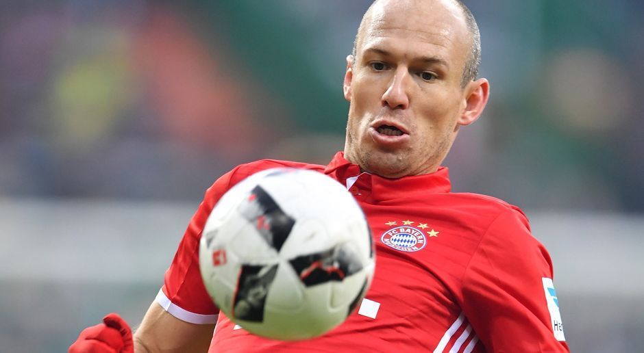 
                <strong>Arjen Robben</strong><br>
                Arjen Robben: Auch der Niederländer versprühte Spielwitz, blieb aber bei einigen Gelegenheiten glücklos. Bis er kurz vor Schluss dann doch noch jubeln durfte, nachdem der HSV tatsächlich auf den üblichen Robben-Move hereinfiel. ran-Note: 2
              