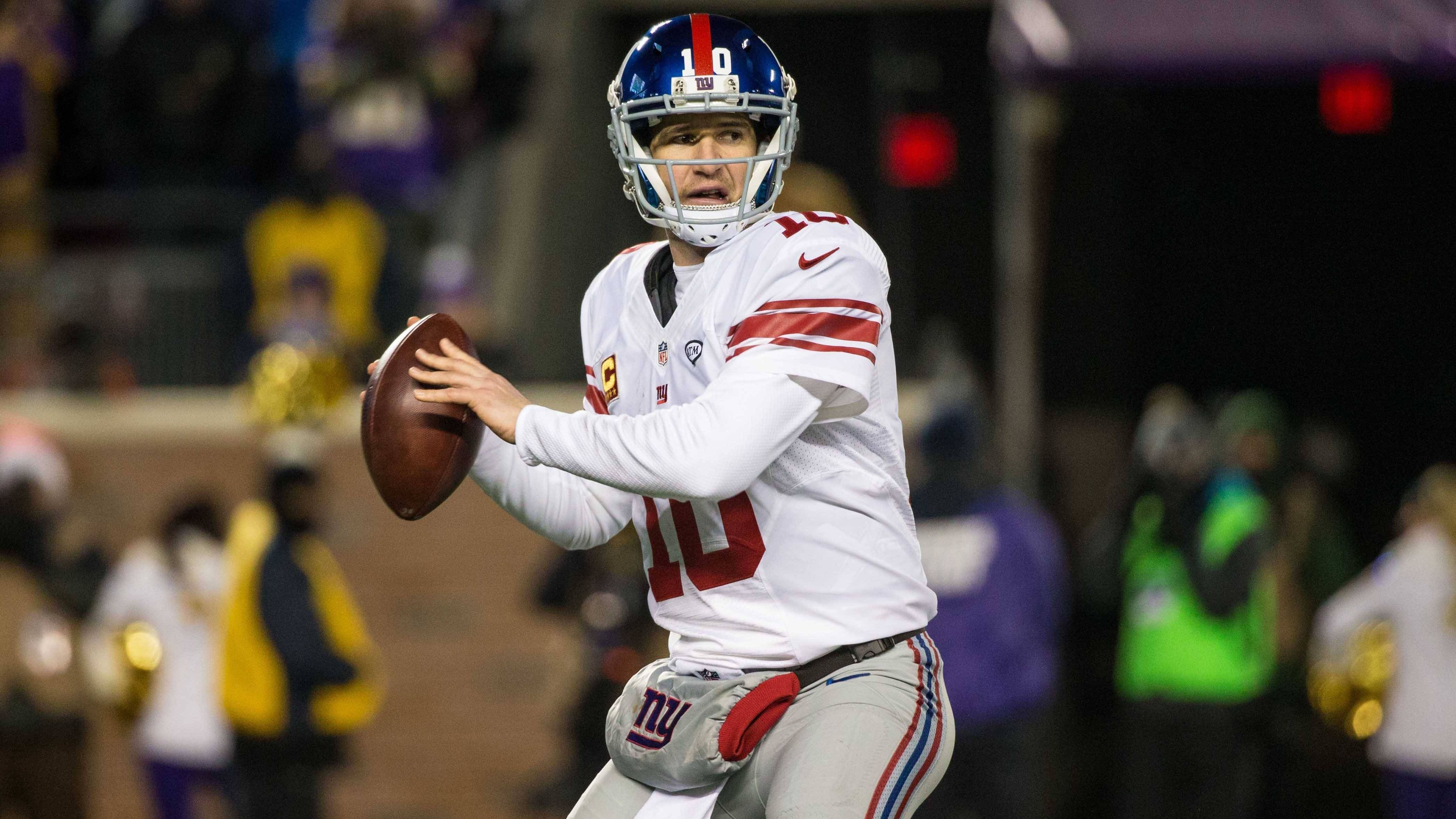 <strong>New York Giants: Eli Manning (2015; 35 TDs)</strong><br>Die Giants gewannen mit Eli Manning zweimal den Super Bowl. Bis heute kamen sie nicht einmal mehr in die Nähe der Vince Lombardi Trophy. Und 30 oder mehr Touchdown-Pässe in einer Saison erscheinen ebenso utopisch.