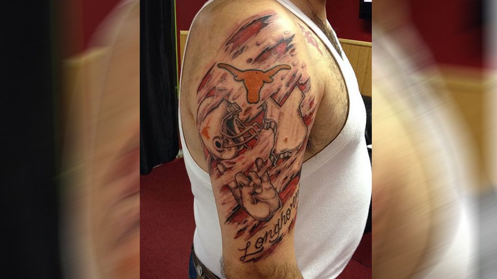 
                <strong>Texas Longhorns</strong><br>
                Dieser Fan hat seinen rechten Arm für das College-Teams der Texas Longhorns vermacht. 
              