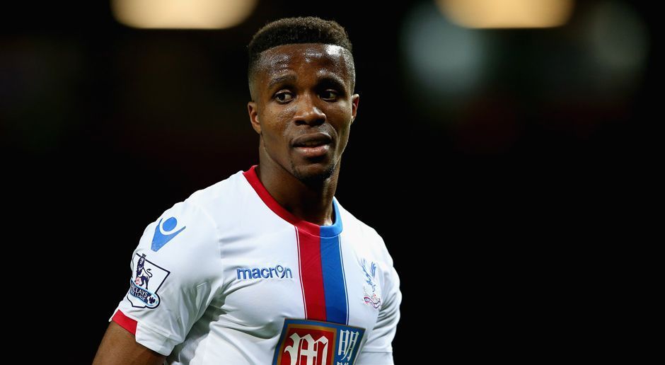 
                <strong>Wilfried Zaha</strong><br>
                Wilfried Zaha von Crystal Palace absolvierte Ende 2012 zwei Freundschaftsspiele für die englische Nationalmannschaft, wurde danach aber nie wieder in den Kader der "Three Lions" berufen. In Zukunft möchte der 24-Jährige deswegen für die Elfenbeinküste spielen, der Verband bestätigte das bereits offiziell. Schon im Januar könnte Zaha für sein neues Nationalteam beim Afrika-Cup auflaufen.
              