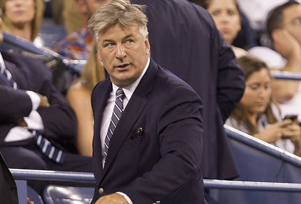 
                <strong>Alec Baldwin</strong><br>
                Hollywood-Star Alec Baldwin war auf der Anlage, um sich das Erstrunden-Match zwischen Turnierfavoritin Maria Scharapowa und Maria Kirilenko anzuschauen.  
              