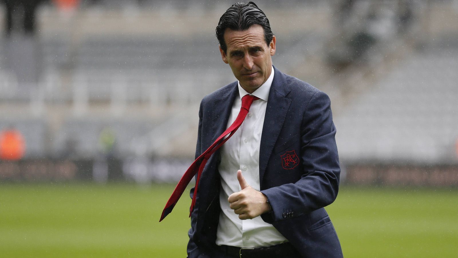 
                <strong>Platz 10: Unai Emery (FC Arsenal)</strong><br>
                Transferausgaben als Trainer: 705 Millionen Euro für 63 Spielerbisherige Stationen: FC Arsenal, Paris Saint-Germain, FC Sevilla, Spartak Moskau, FC Valencia, UD Almería, Lorca Deportiva CF
              