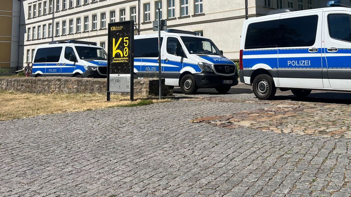 Polizeieinsatz am Landtag in Magdeburg