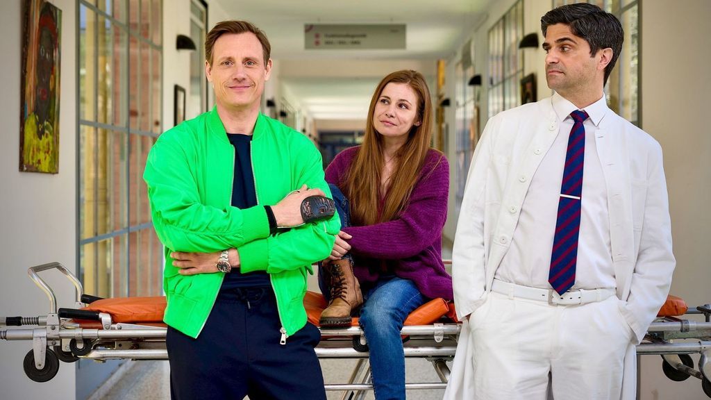 "Dr. Nice": Diese Stars machen die Serie so erfolgreich