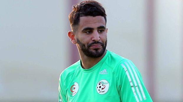 
                <strong>Riyad Mahrez</strong><br>
                Position: StürmerVerein: Leicester CityNation: Algerien
              