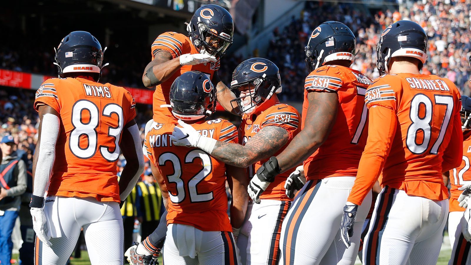 
                <strong>Platz 20: Chicago Bears</strong><br>
                Bilanz: 3-4Letzte Spiele: L,L,LDie Playoff-Chancen der Chicago Bears stehen und fallen mit Quarterback Mitch Trubisky. Der 25-Jährige muss seine Leistung steigern, denn die Defensive liefert weiter ab. 1092 erworfene Yards, fünf Touchdowns und drei Interceptions sind in der Offensive zu wenig, um in der starken Division der Bears mitzuhalten. 
              