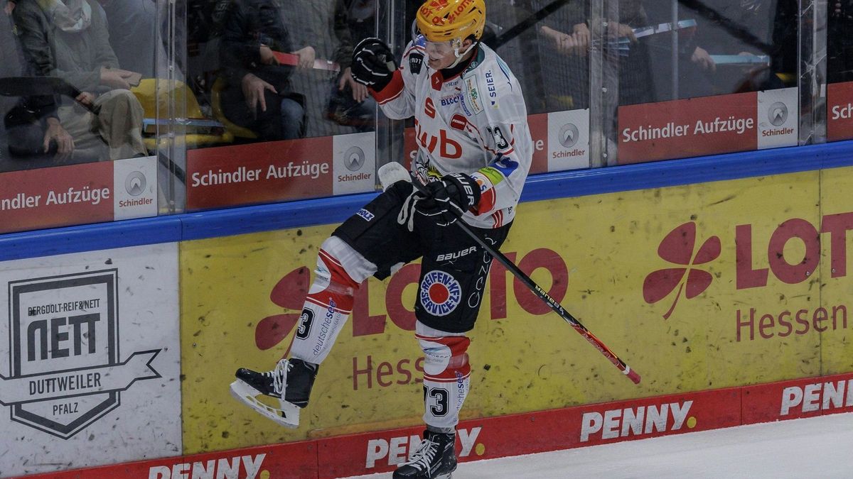 Bennet Roßmy traf doppelt für Bremerhaven