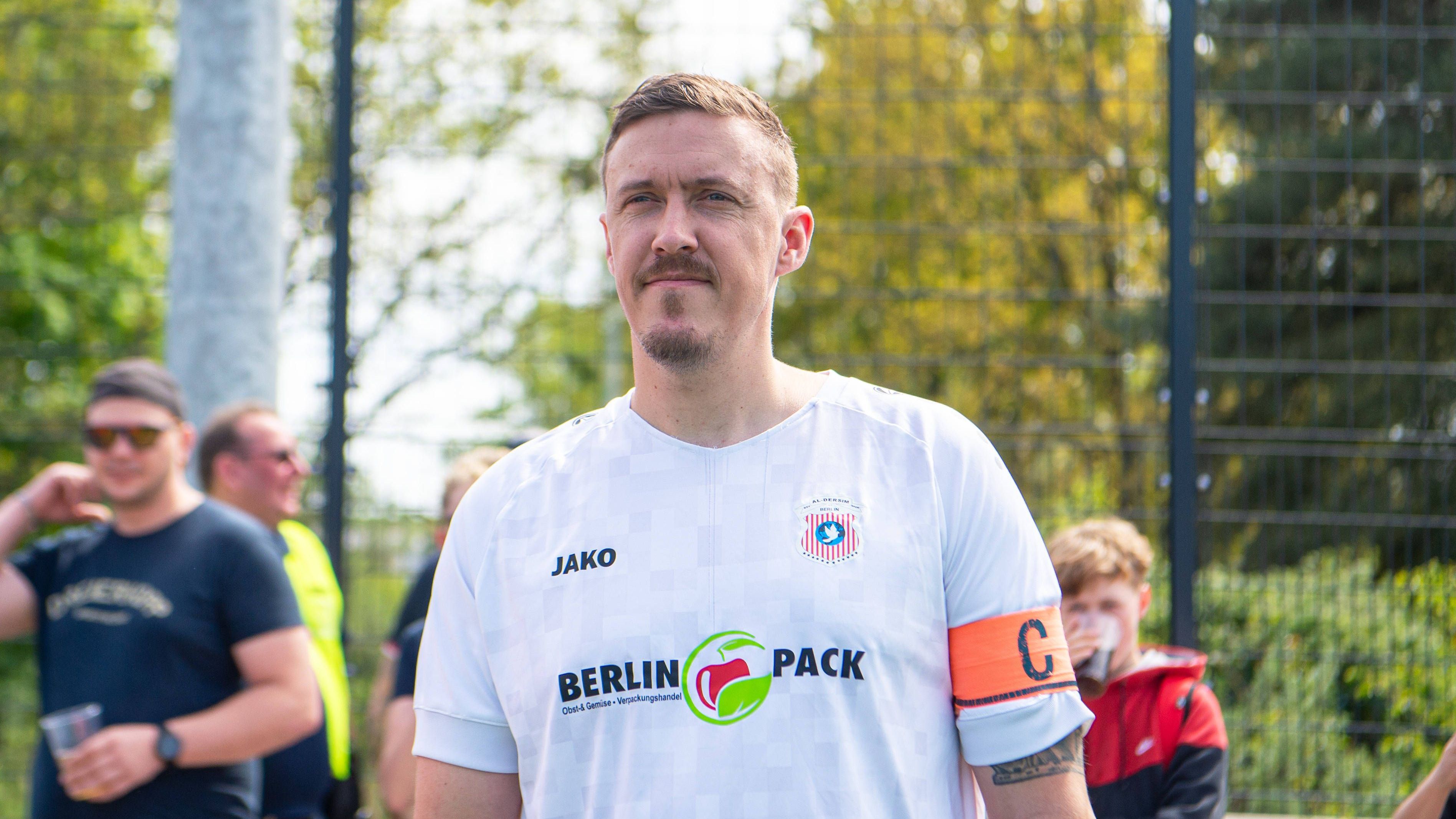 <strong>Max Kruse (BSV Al-Dersimspor II)</strong><br>Nach dem Ende seiner Profikarriere beim SC Paderborn kickt Max Kruse im Berliner Amateurfußball. Der Linksfuß, früher sogar Nationalspieler, läuft seit Frühjahr 2024 für den Kreisligisten BSV AL-Dersimspor II auf. Kruse blickt auf 307 Bundesliga-Einsätze (97 Tore) zurück.