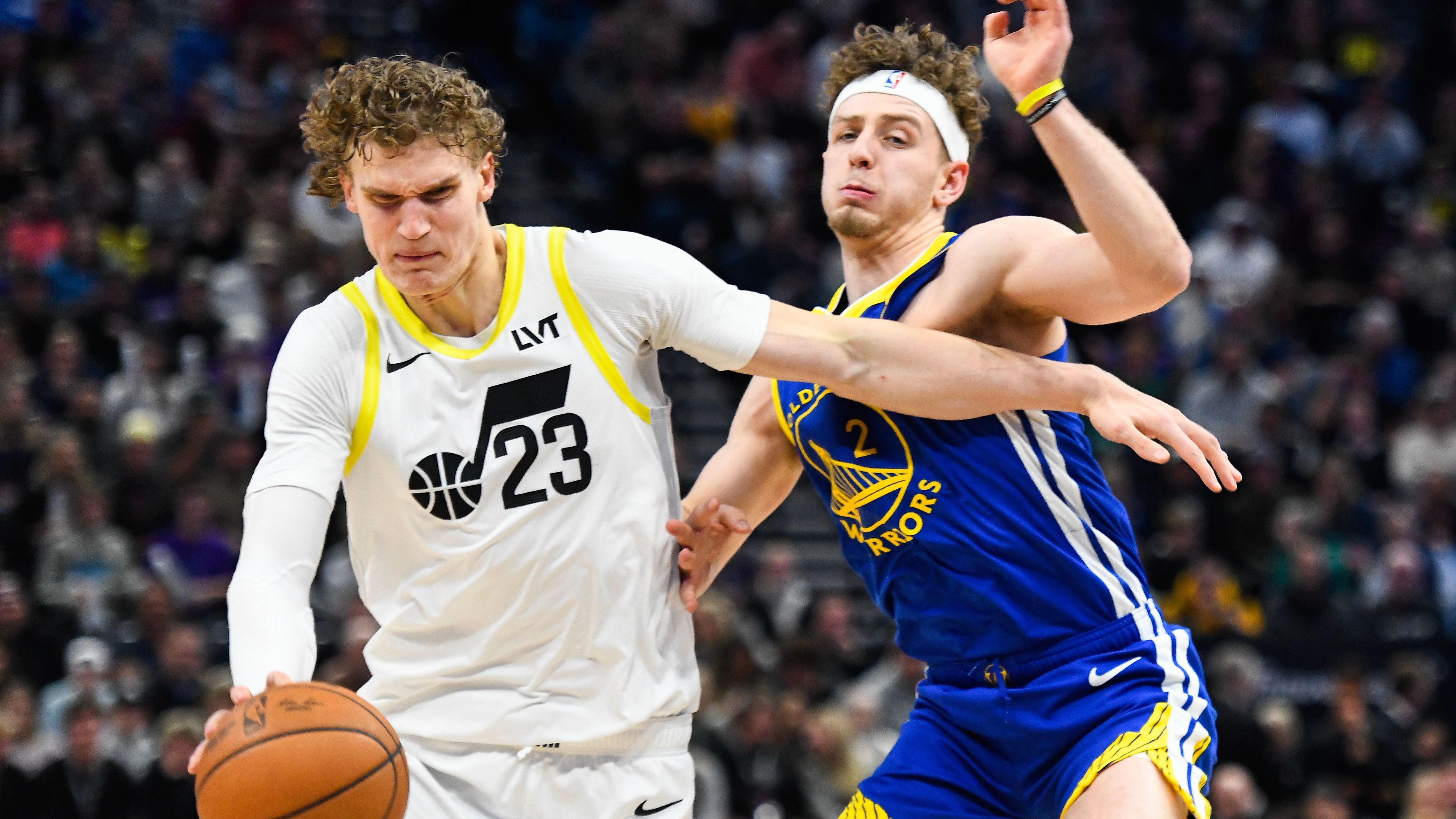 <strong>19. Utah Jazz (zuvor Rang 18, 26:30) </strong><br>Die Jazz waren absolut heiß. Doch das ist lange Geschichte. Zwischendurch gab es mit den Erfolgen gegen die Bucks und OKC nochmals Hoffnung. Doch die anderen sieben Spiele wurden alle verloren. Dabei war die Defense in diesem Zeitraum die mit Abstand schlechteste der Liga. Der Rückstand auf Rang 10 beträgt inzwischen 2,5 Spiele.